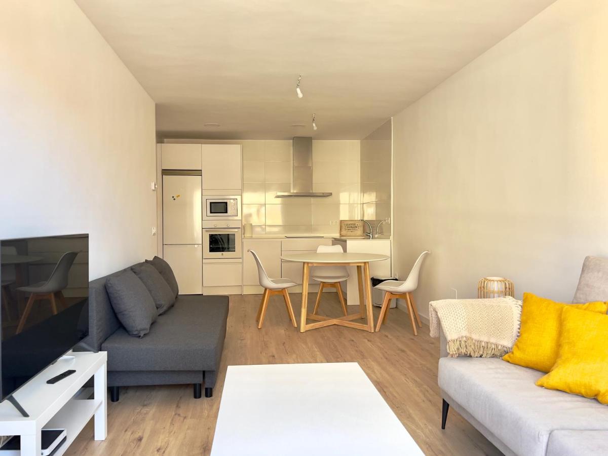 Housing Leon Ana Mogas Con Garaje Apartman Kültér fotó